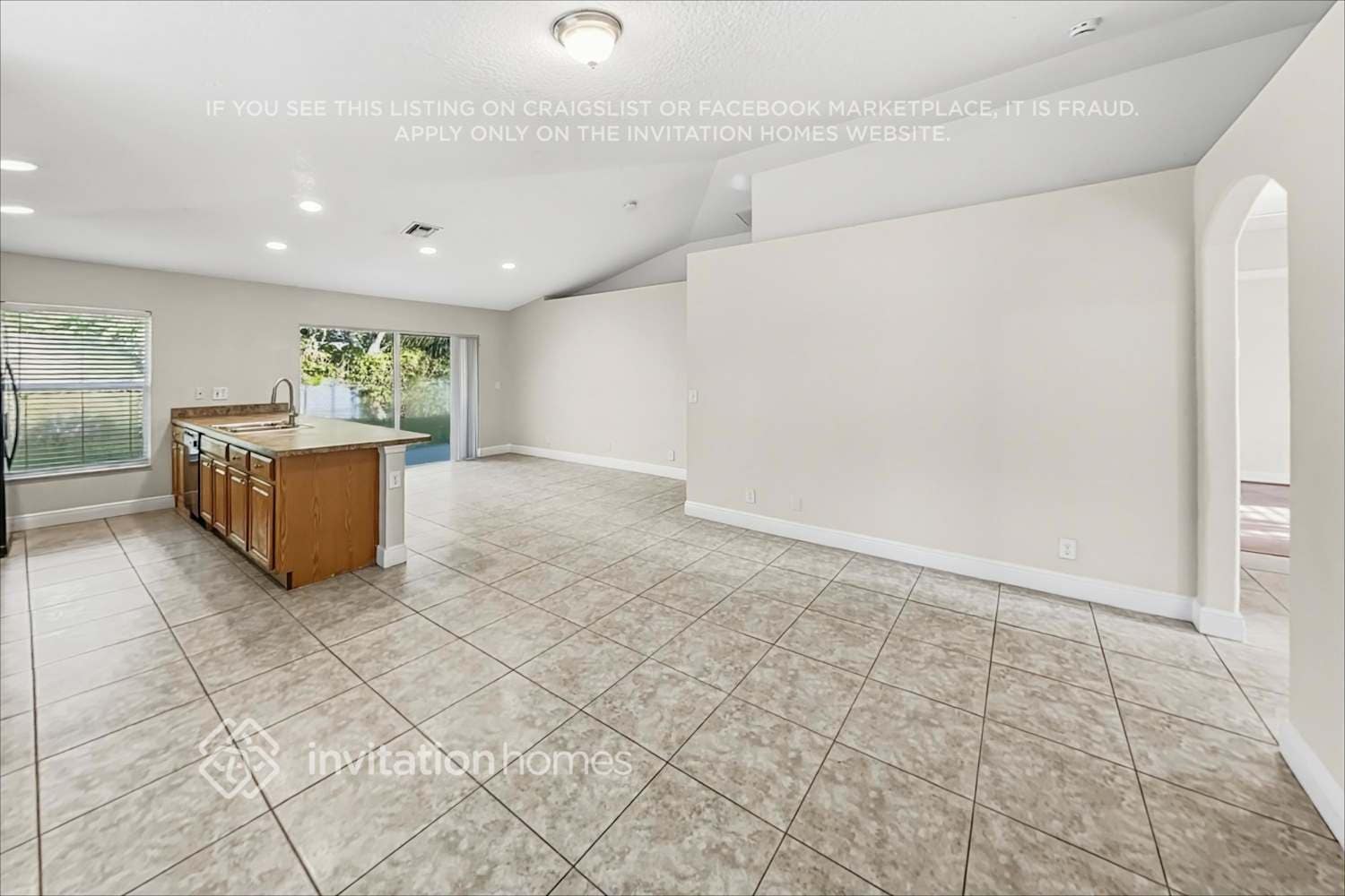 Building Photo - 2611 Alexander Ave