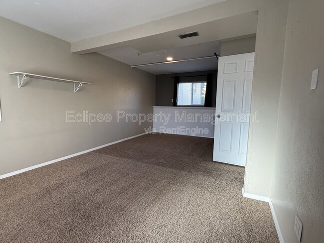 Building Photo - 2810.5 Bookcliff Ave