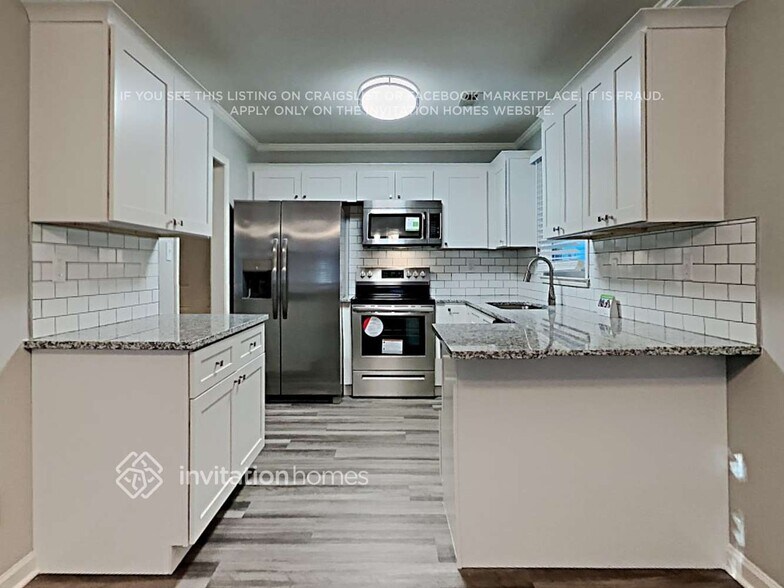 Building Photo - 4091 Woodbury Terrace NW