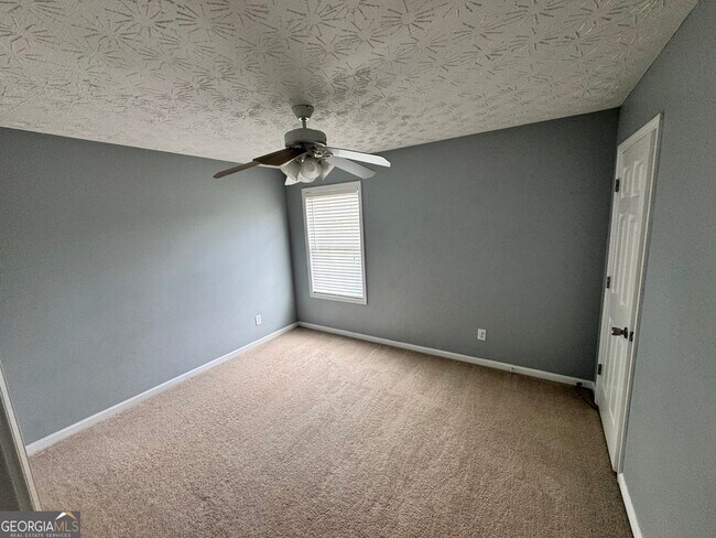 Building Photo - 104 Jameston Dr