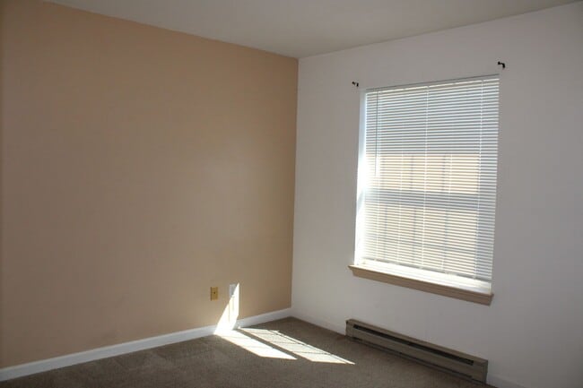 Building Photo - 1813 Belmar Dr
