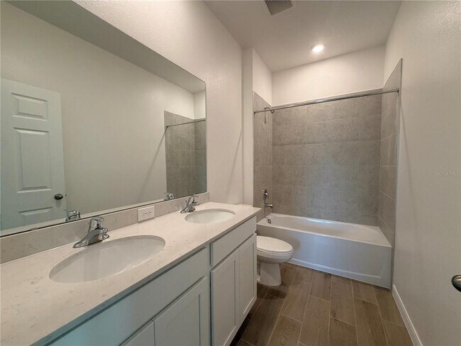 Building Photo - 2029 Anthem Dr