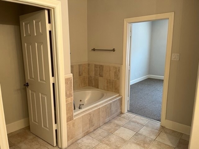 Building Photo - 2425 Dorrington St