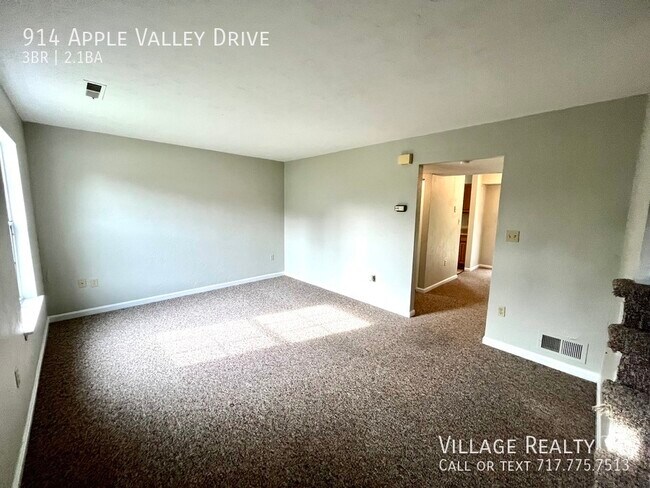 Building Photo - 914 Apple Valley Dr