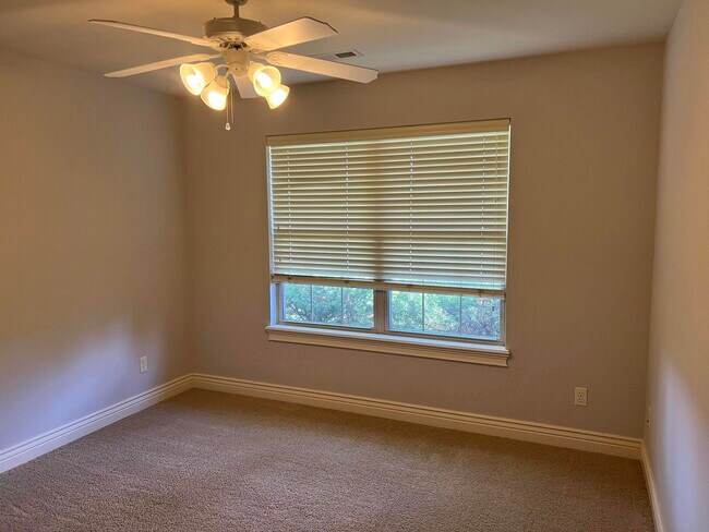 Building Photo - 3304 Longfords Mill Dr