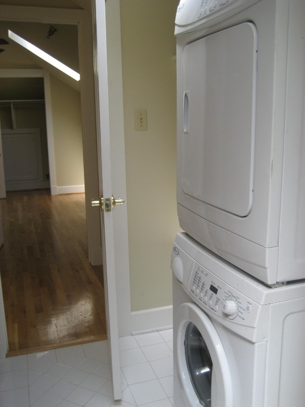 Building Photo - 331 22nd Ave N