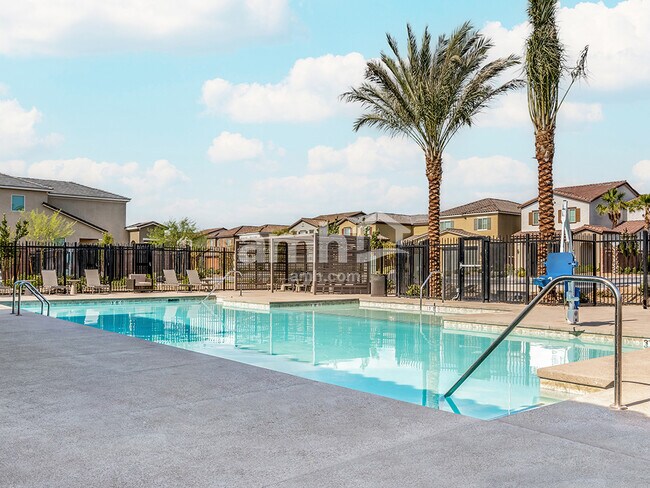 Building Photo - 6139 Theodore St