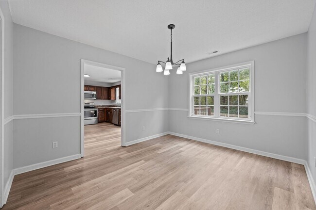 Building Photo - Welcome to Dartmoor Trail!