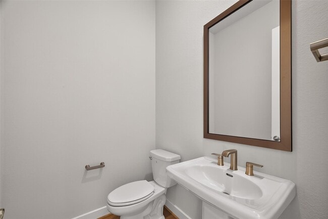 Building Photo - 4906 Tanyard Manor Dr