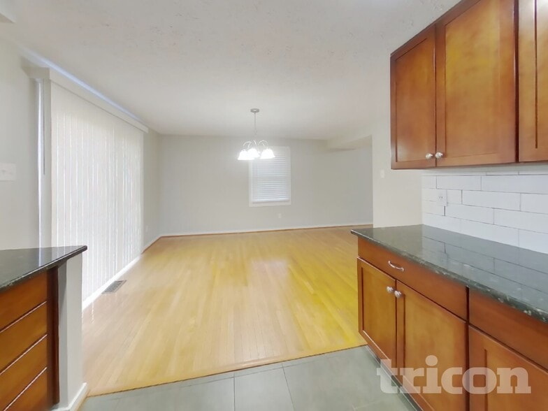 Building Photo - 2241 Old Bailey Ct