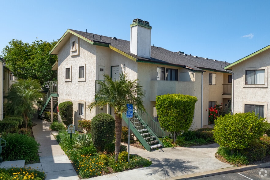 Primary Photo - Legacy Residential *$500 Off*