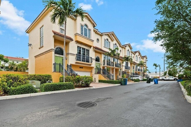 Building Photo - 2001 Coral Heights Blvd