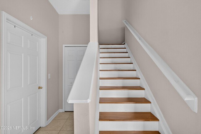Building Photo - 7047 Deer Lodge Cir