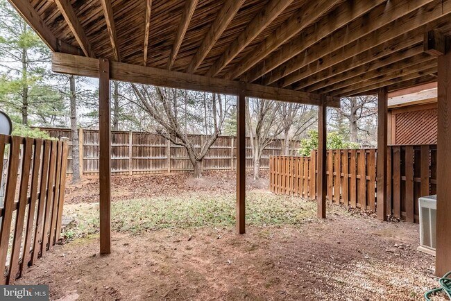 Building Photo - 43738 Clemens Terrace