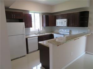 Building Photo - 1944 E Sheridan St