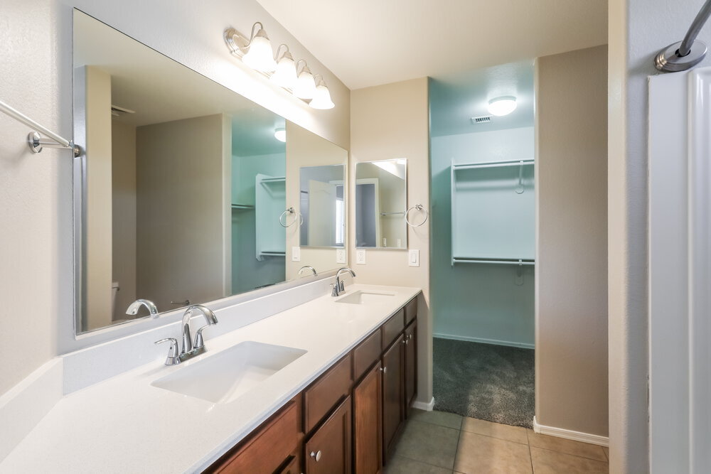 Building Photo - 14180 N Via Trincheras