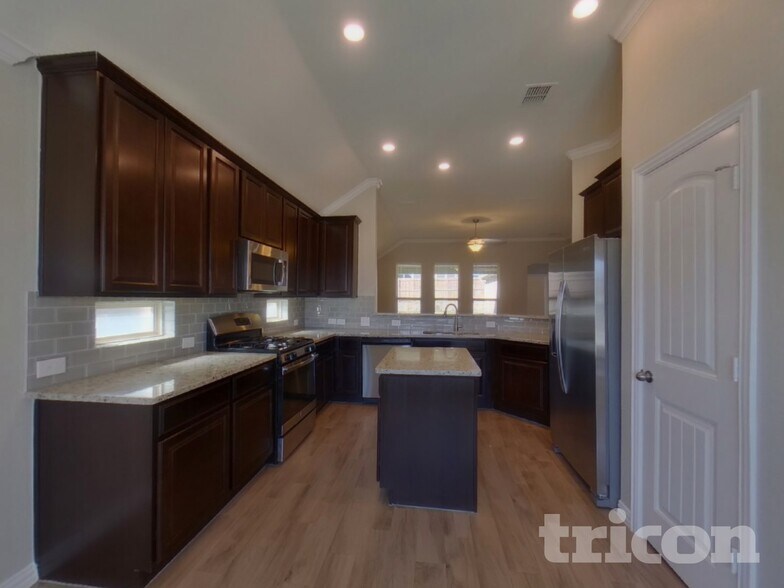 Building Photo - 14729 Rocky Face Ln