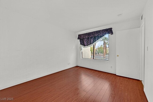 Building Photo - 4320 Gannet Cir