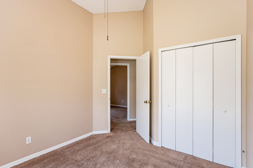 Building Photo - 1153 Sheeler Hills Dr