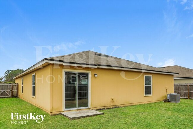 Building Photo - 3843 Falcon Crest Dr