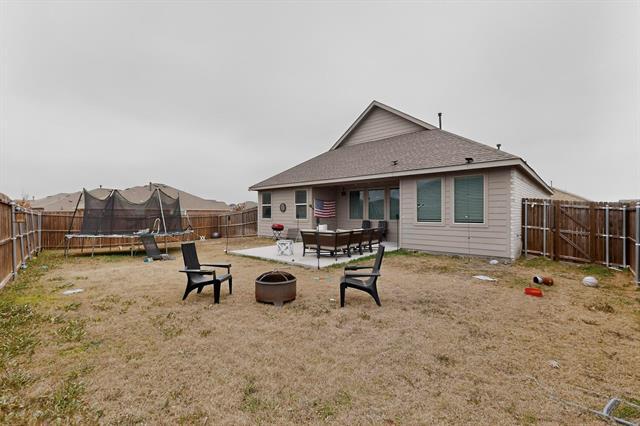 Building Photo - 423 Pepperbark Ave