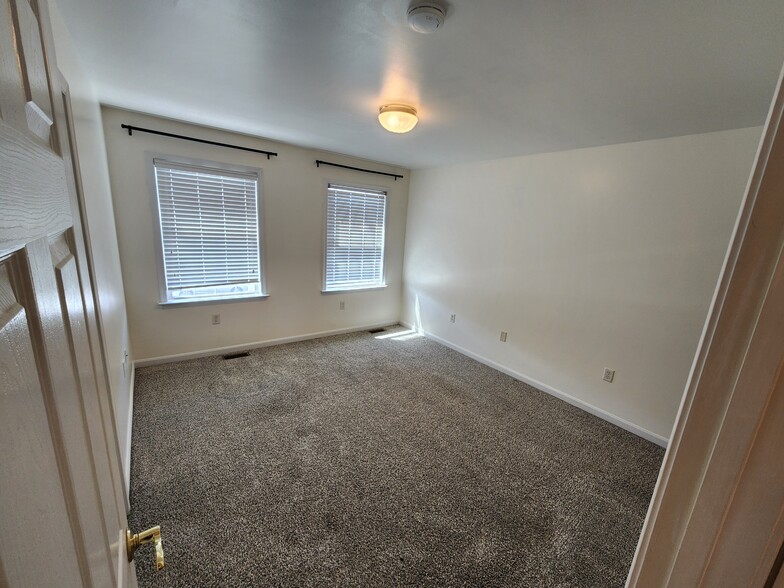 Building Photo - 513 Northstar Dr