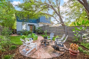 Building Photo - 1220 Delano St