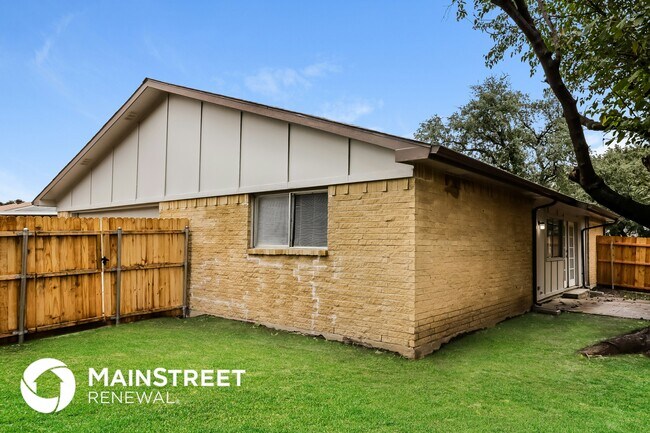 Building Photo - 2941 Rolling Hills Dr