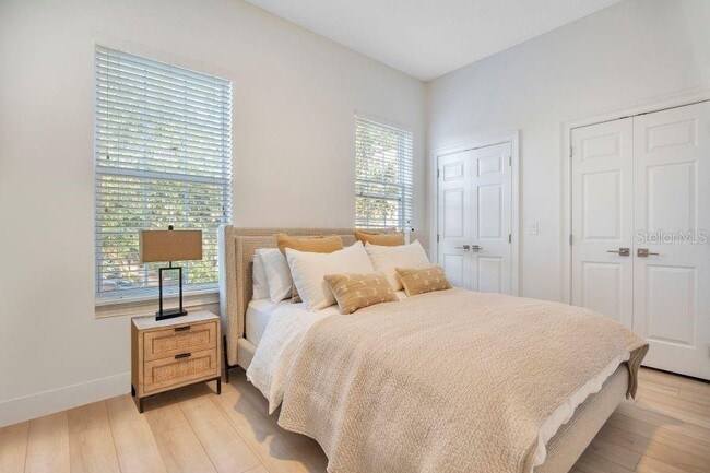 Building Photo - 1550 Lake Baldwin Ln