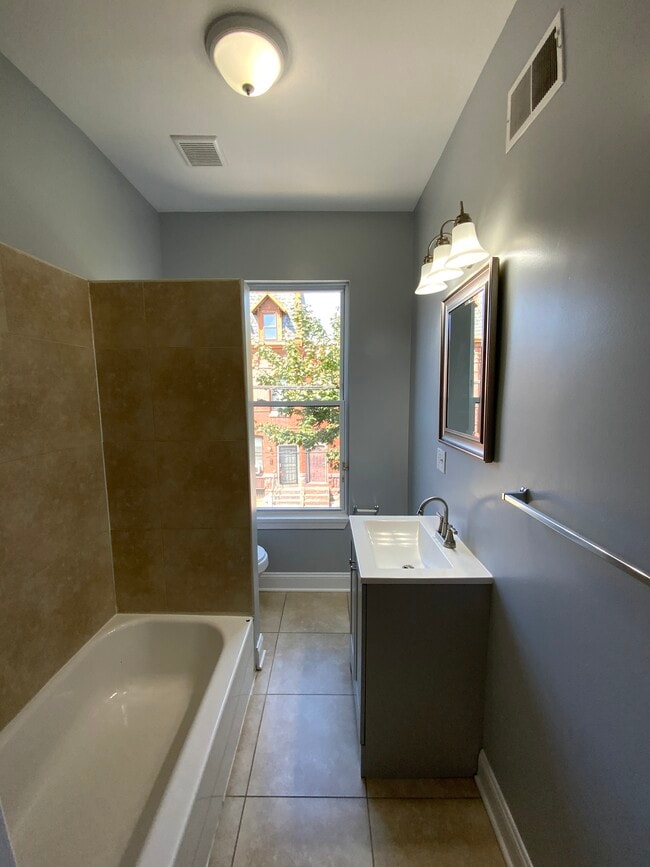 Building Photo - 2207 N 18th St