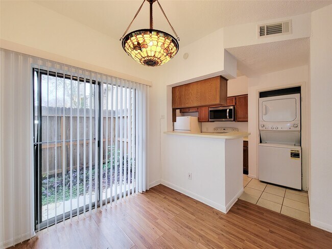 Building Photo - 7575 Cambridge St