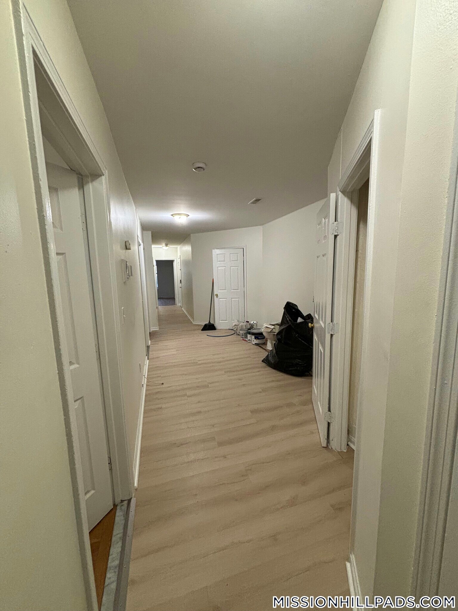 Building Photo - 1460 Tremont St