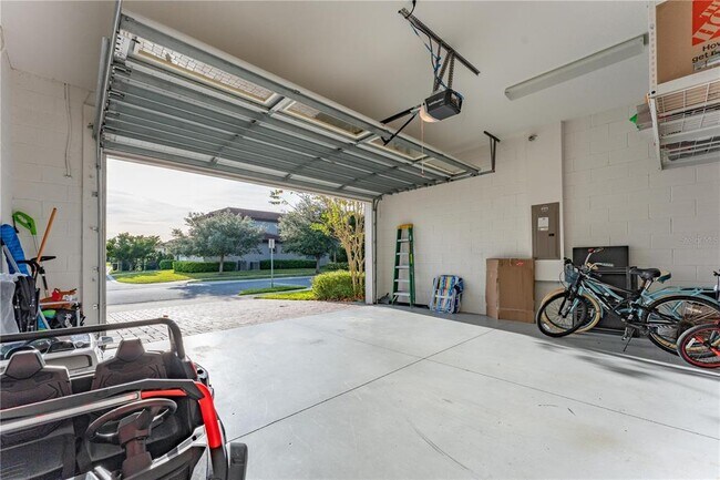 Building Photo - 13019 Stanthorne Ave