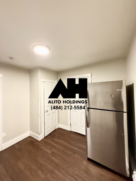 Building Photo - 1012 W Turner St