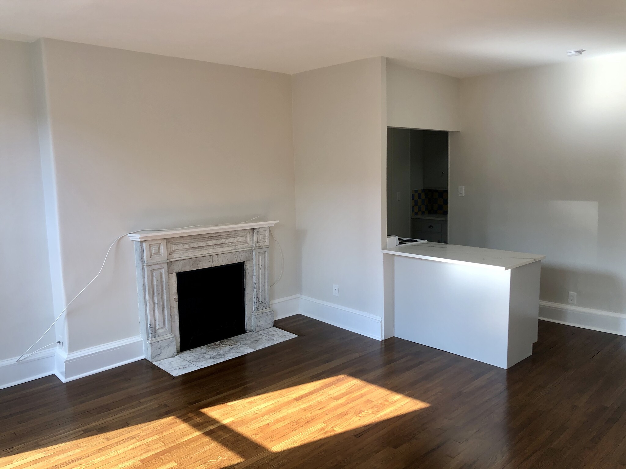 Building Photo - 415 Beacon St