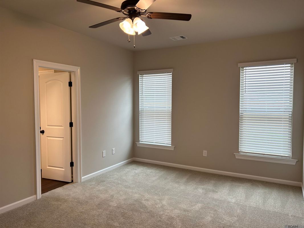 Building Photo - 24280 Cliftmere Ave