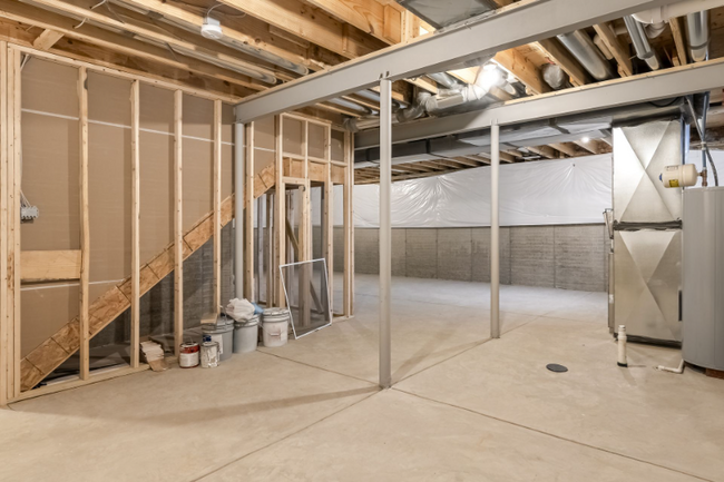 Building Photo - 3665 Mantle Dr