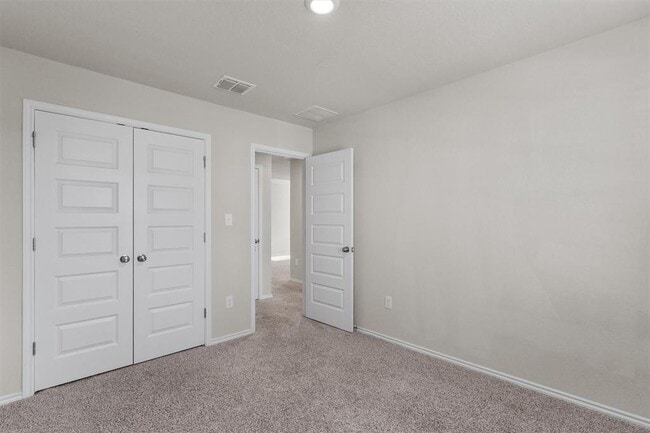 Building Photo - 222 Jaycen Ln