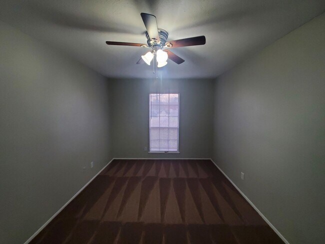 Building Photo - A must see Plano Home!