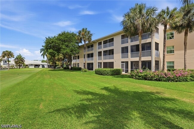 Building Photo - 9200 Highland Woods Blvd