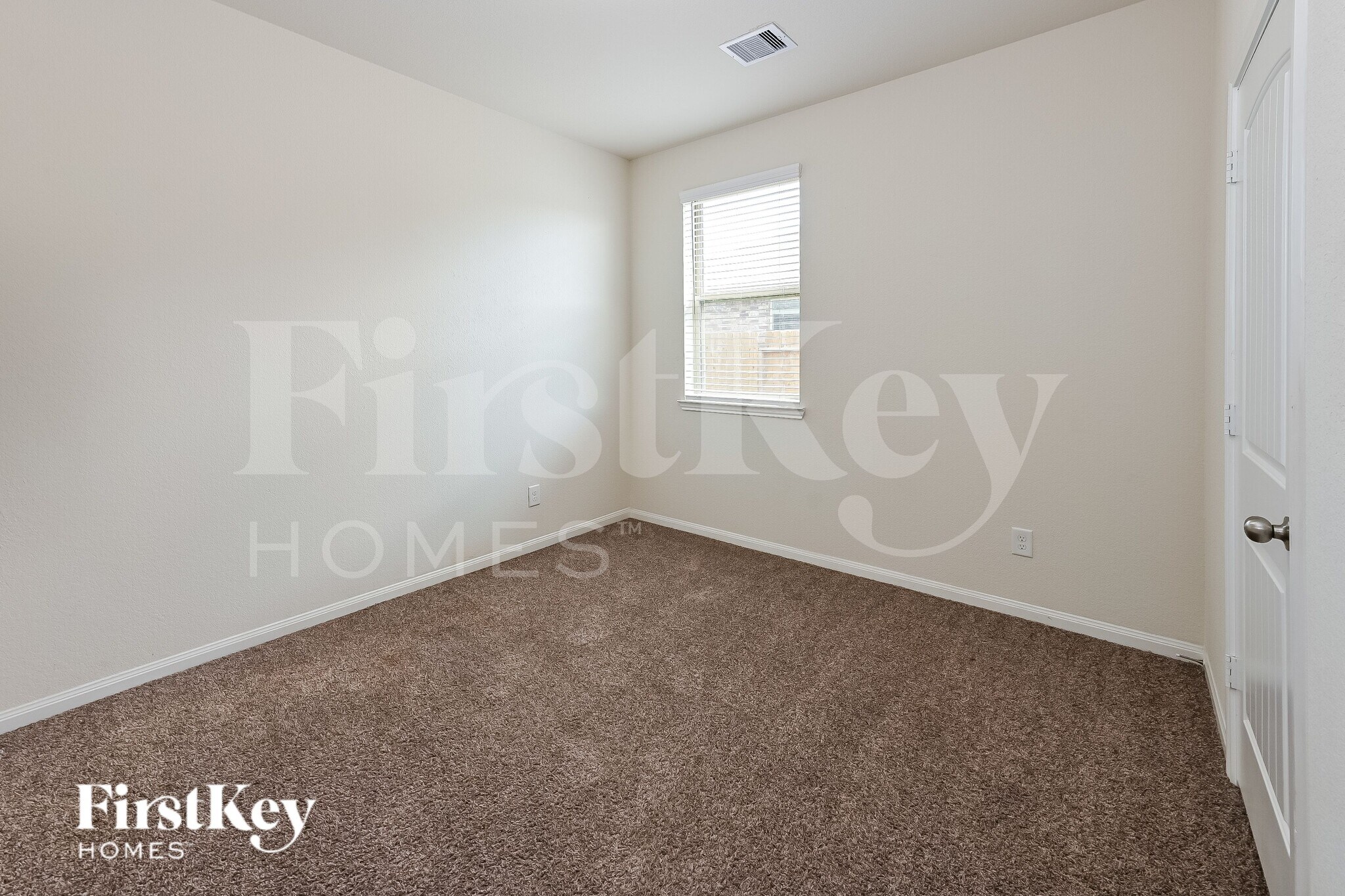 Building Photo - 15809 Roberto Clemente Ct