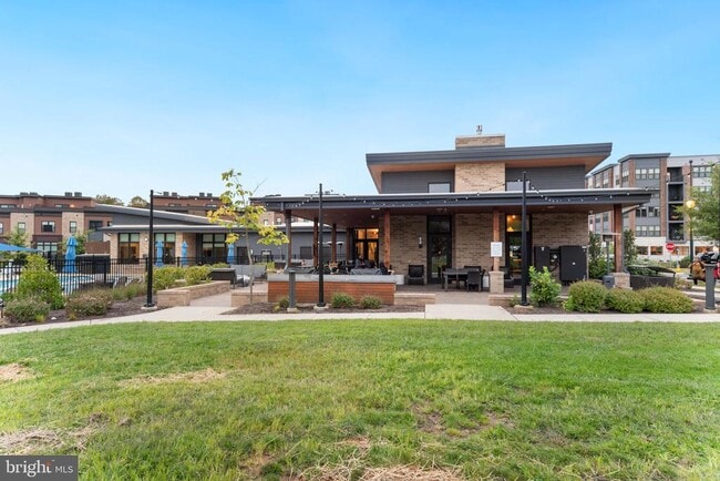 Building Photo - 3533 Bellflower Ln