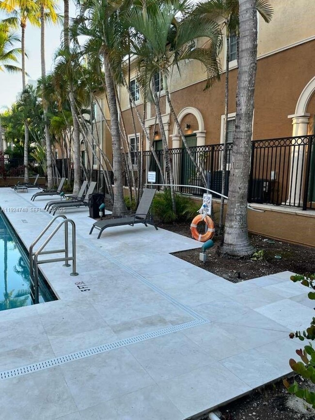 Primary Photo - 2891 NE 185th St