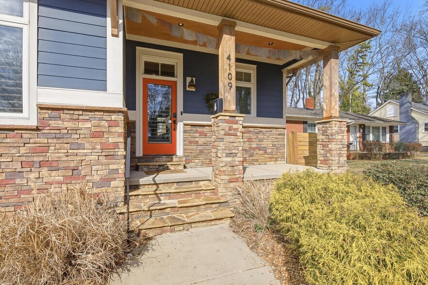 Building Photo - 4109 Dinglewood Ave