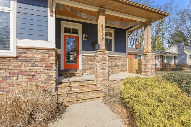 Building Photo - 4109 Dinglewood Ave