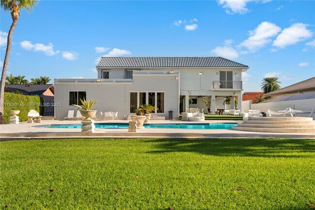 Building Photo - 13815 SW 38th St