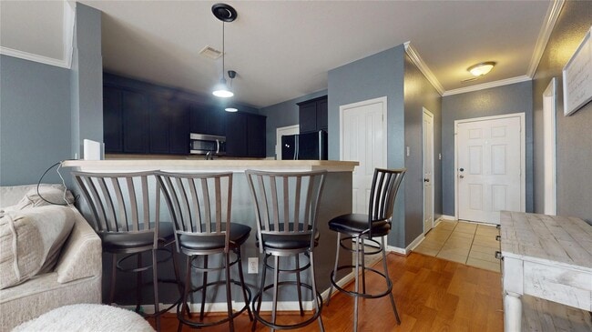 Building Photo - 8030 Singing Sonnet Ln