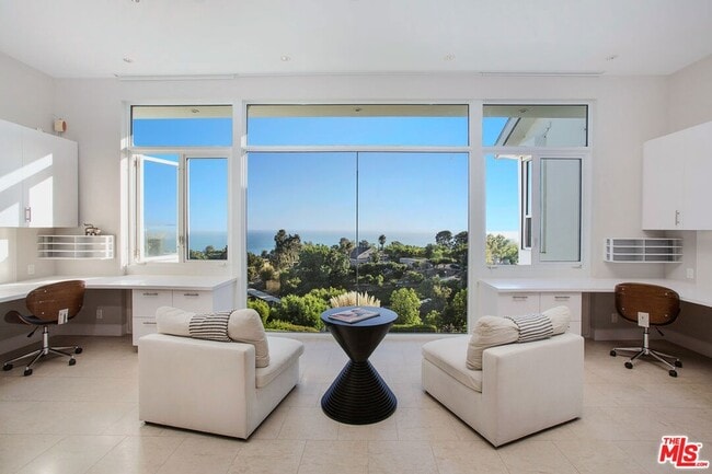 Building Photo - 27454 Winding Way