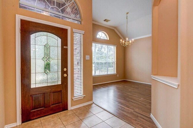 Building Photo - 3 Viola Bloom Ct