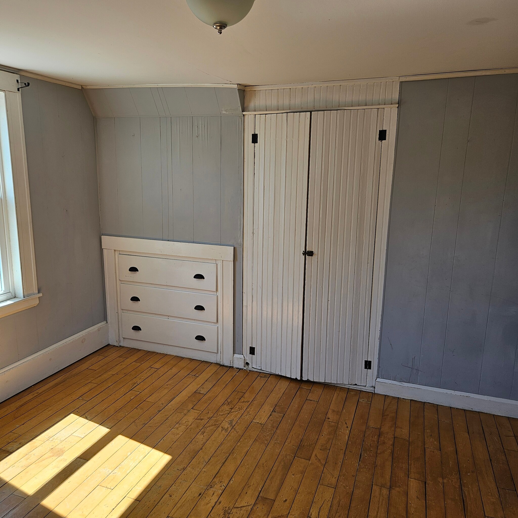 Master bedroom - 1011 Main St